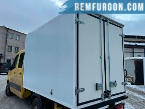 Промтоварный фургон Volkswagen Crafter 29.01.2026