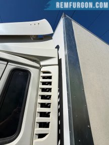 Volvo FL180 24.07.2026 передняя стенка